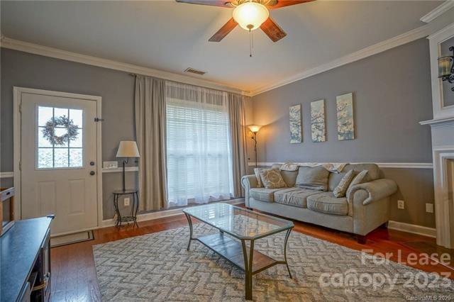 Photo - 2125 McKenzie Creek Dr