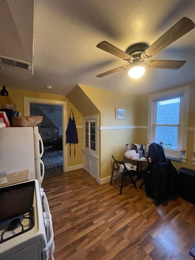 Photo - 1675 N Marshall St Unit 1675 N Marshall St 3rd Floor