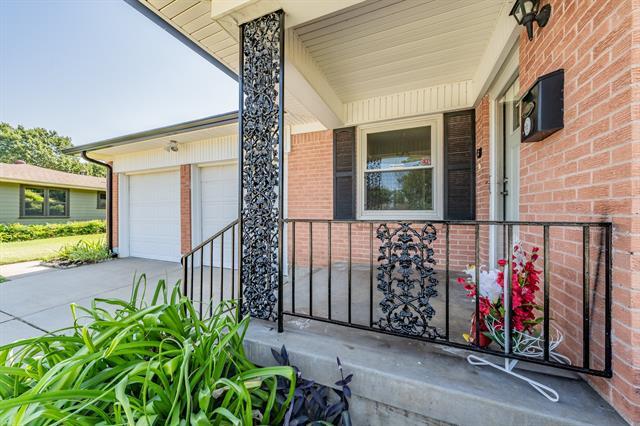 Photo - 4945 Rutland Ave