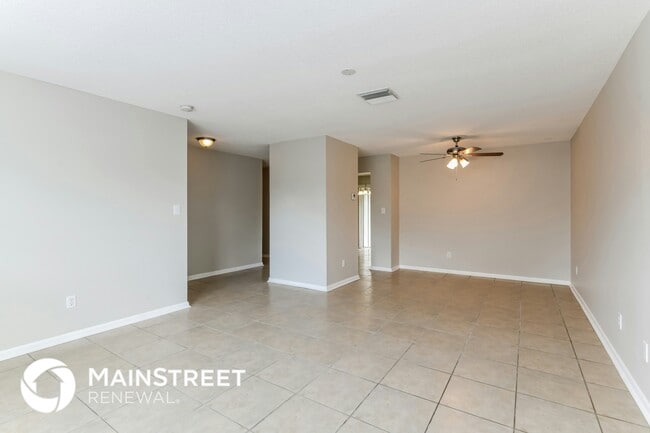 Photo - 5695 Oak Hill Manor Dr