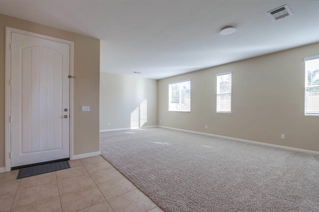 Photo - 1059 Vista Pointe Blvd