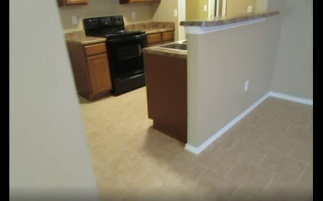 Great 2 bed/1 bath South OKC Duplex