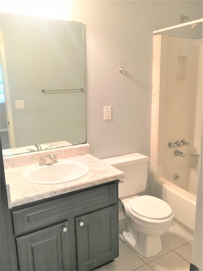 Bay Oaks Condominiums I