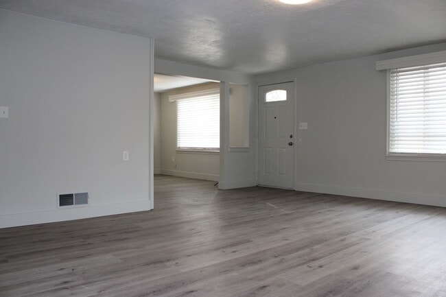 Photo - 760-762 N 100 W Unit 762