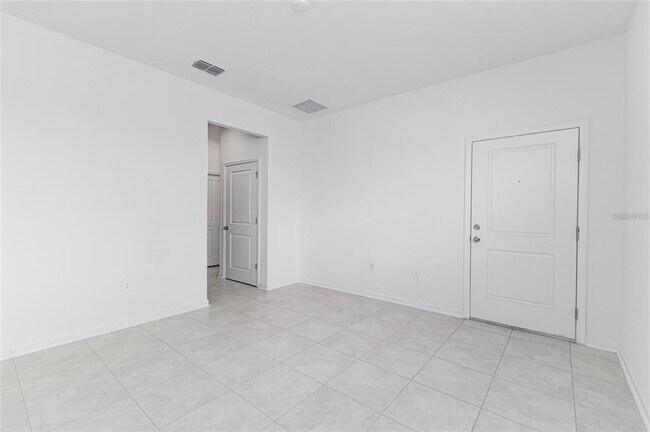 Photo - 1121 Deepwater Cir