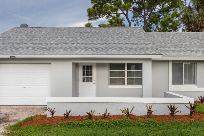 Photo - 1305 Hibiscus Dr