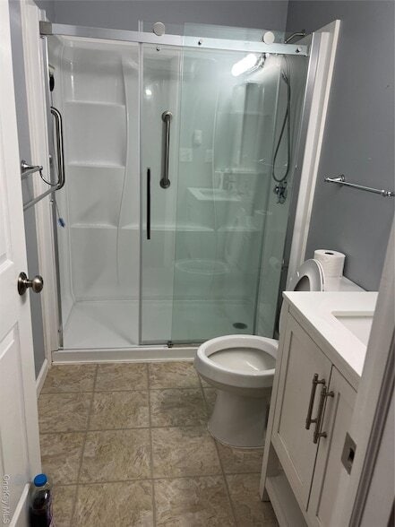 Photo - 7 W Bank St Unit 2