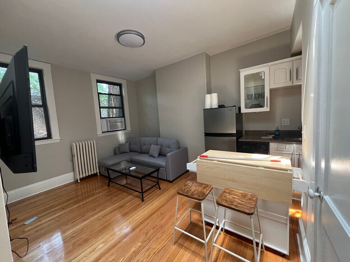 *Pictures are representative samples of the advertised unit. In some cases, the actual units you tou - 10 Isabella St Unit A2
