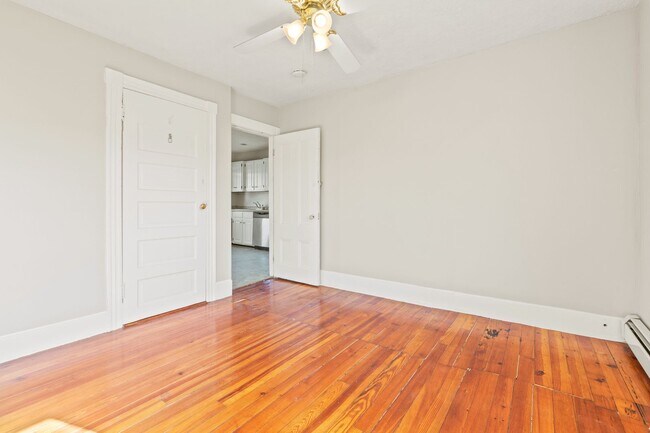 Photo - 35 Oakland St Unit 3