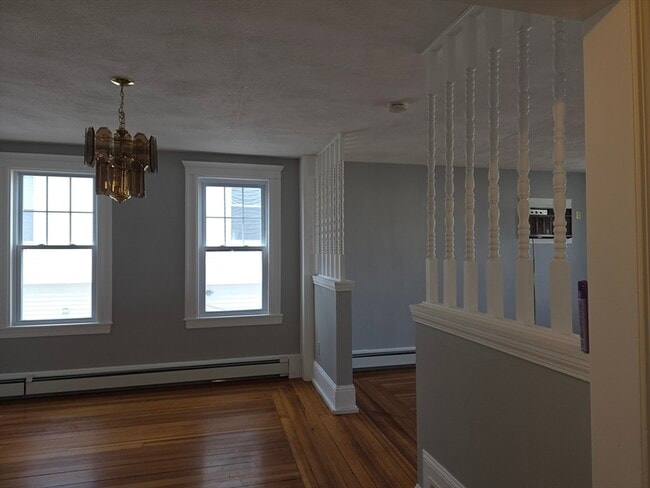 Photo - 119 Webster St Unidad 2