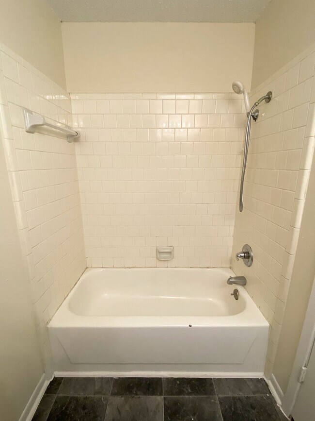 Duplex Available for June Move in! Rental House Rental in Nacogdoches