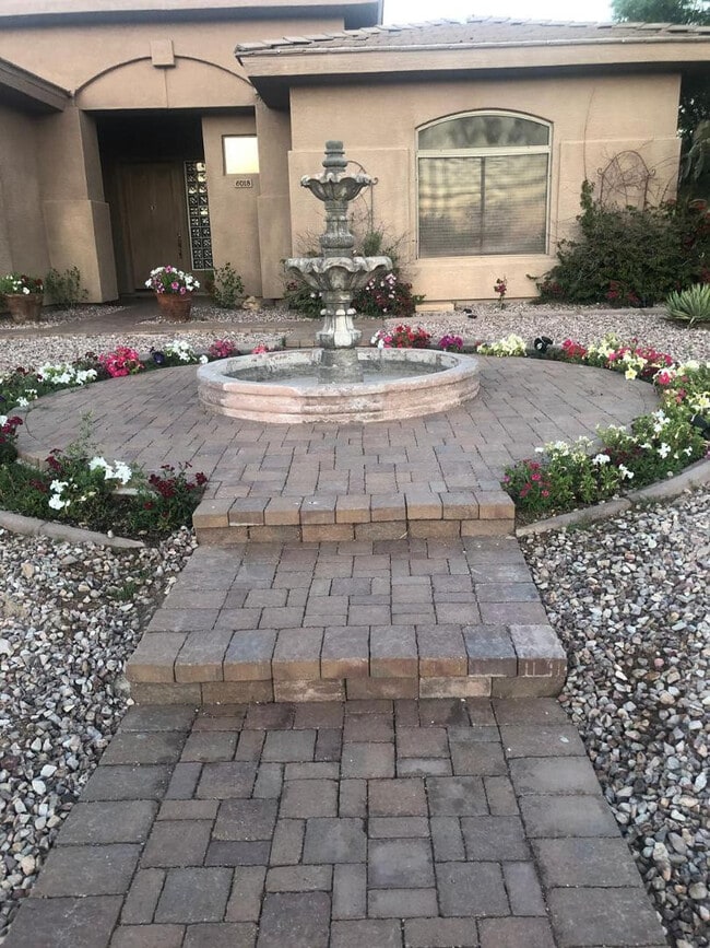 Photo - 6018 E Old W Way