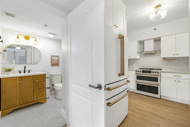 Photo - 9340 Fontainebleau Blvd Condo Unit W312