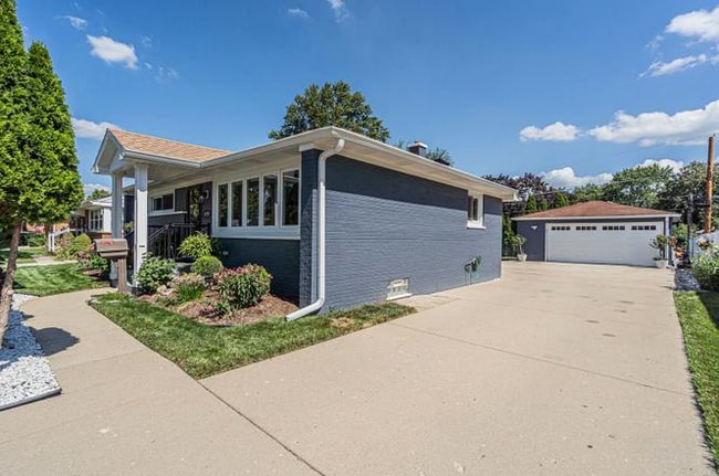 Photo - 1193 Mohawk Dr