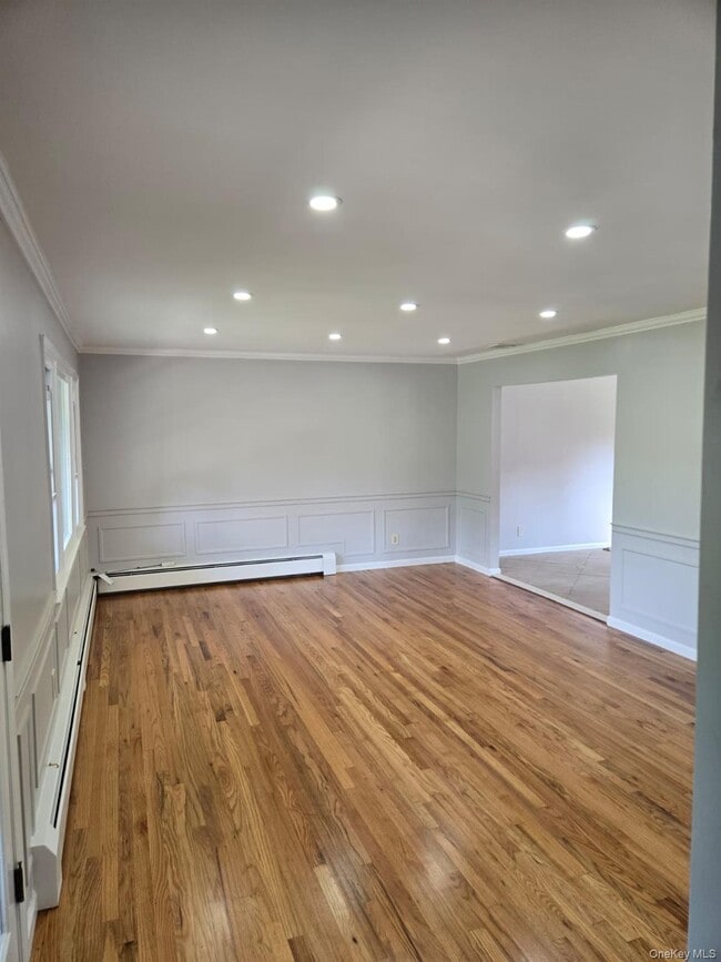 Photo - 7 Knoll Ct