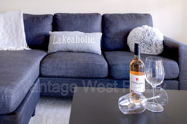 Photo - 1089-1089 Sunset Dr