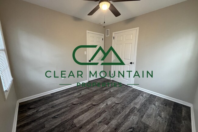 Photo - Updated 2-Bedroom 1-bathroom apartment near downtown Greenville!!