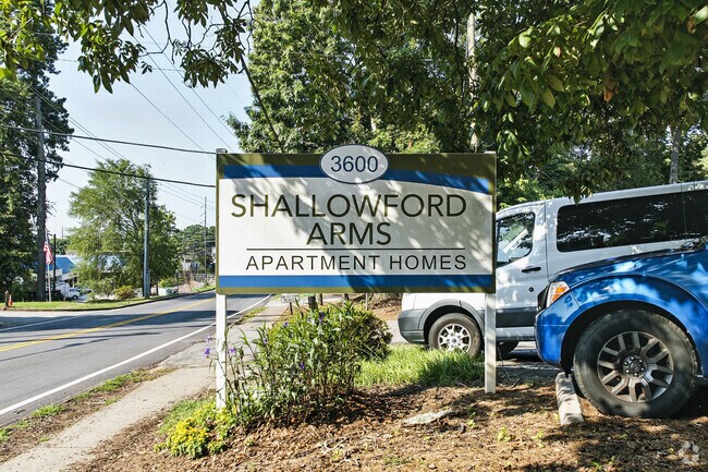 Photo - Shallowford Arms Apartments