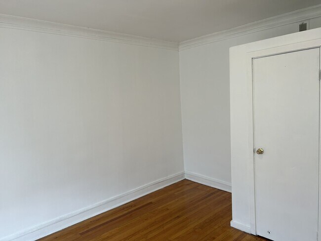 Photo - 8758 S May St Unit 2S