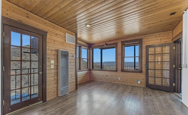 Photo - 3 Bedroom 1 Bath Apartment In Jerome conta...