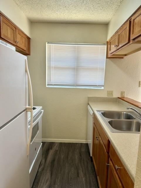 Photo - 3005 Parker Ln