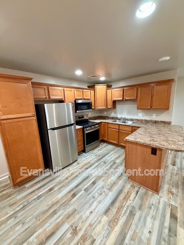 Photo - 306 S Elm Ave