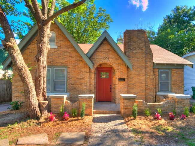 Photo - 1004 NW 32nd St