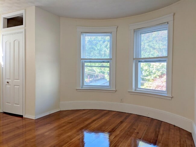 Photo - 14 Sanborn Ave