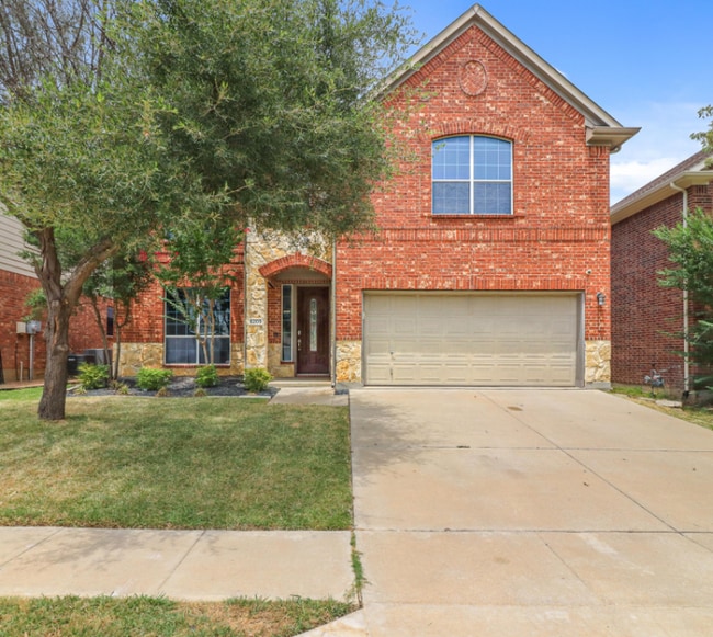 Building Photo - 5209 Memorial Dr Rental