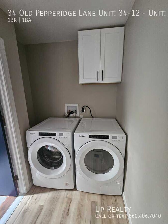 Photo - 34 Old Pepperidge Ln Unit : 34-12