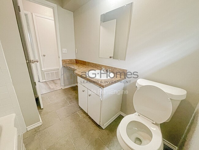 Photo - 3012 Neighbors Ln