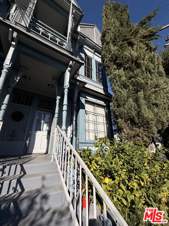 Building Photo - 275 Belmont Ave