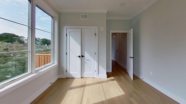 Photo - 104 Warren St Unit 3