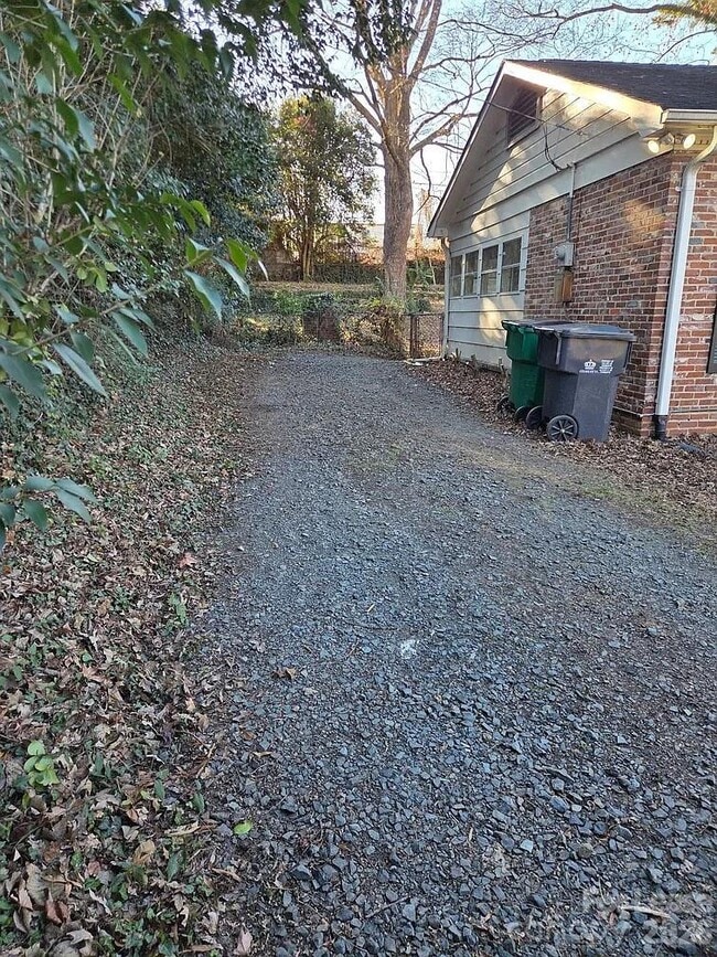 Photo - 4520 Holbrook Dr