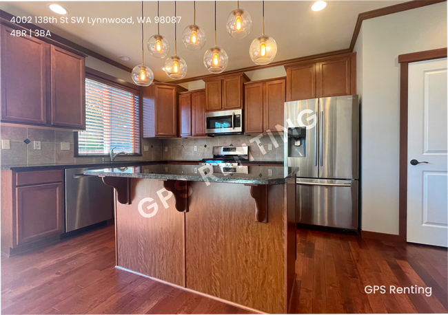 Photo - 4002 138th St SW