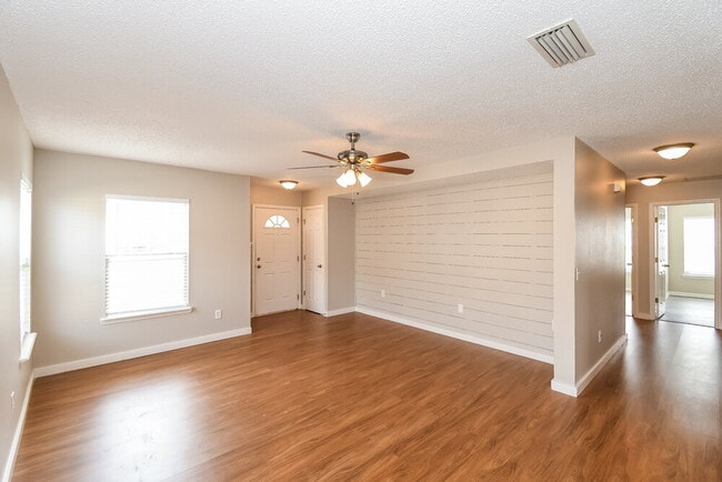 Photo - 1181 Summer Bluff Rd