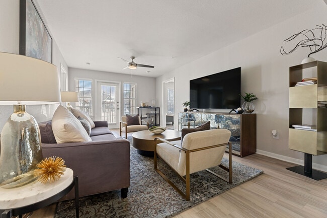 4BD, 4BA - 1443SF - Living Room