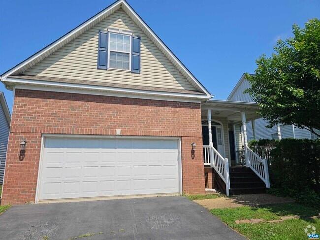 Building Photo - 134 Deerwood Dr Rental