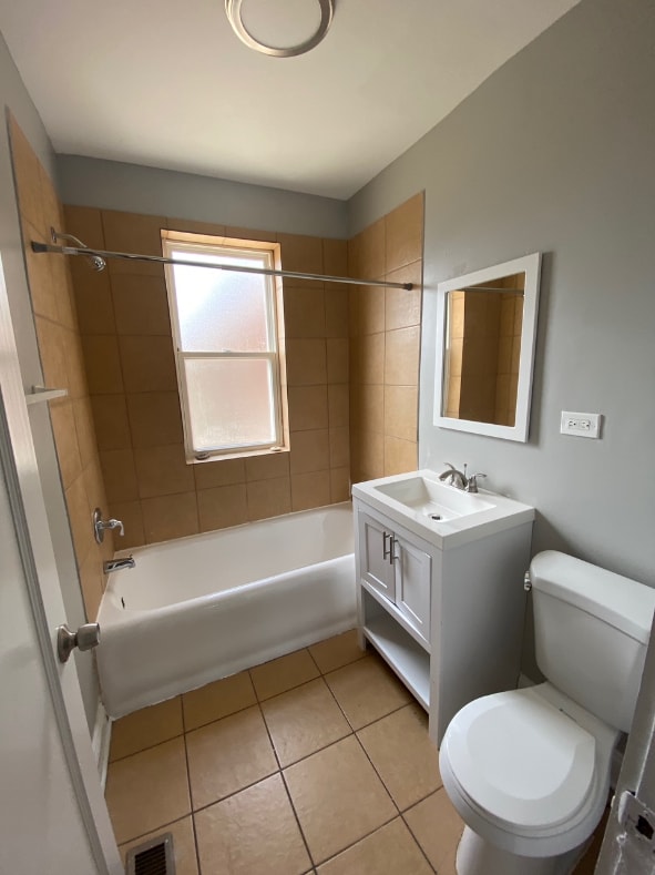 Photo - 9001 S Loomis St Unidad 12