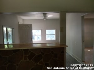 Photo - 322 Regina St