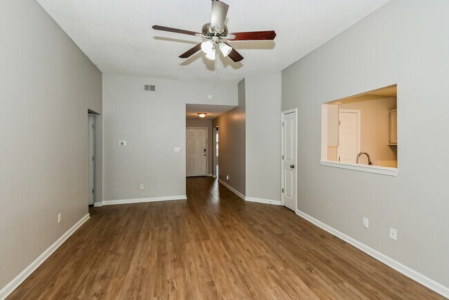 Photo - 5681 Kayla Dr