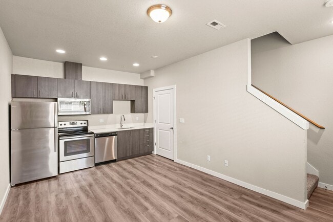 Photo - 7625 SE Milwaukie Ave Unit 07