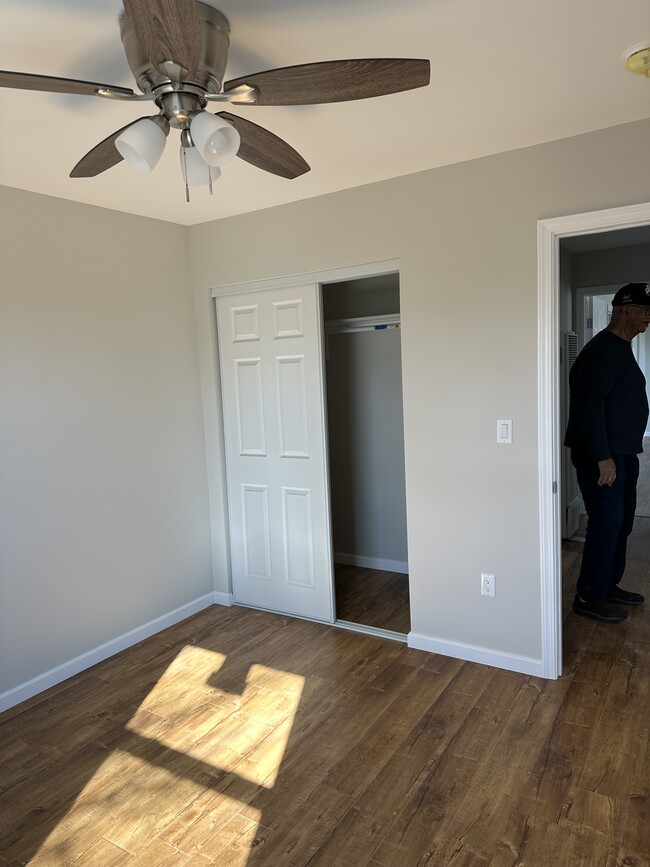 Bedroom 2 - 8725 Holmes Ave Unidad 8712  half