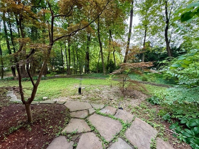 Photo - 325 Highland Rd