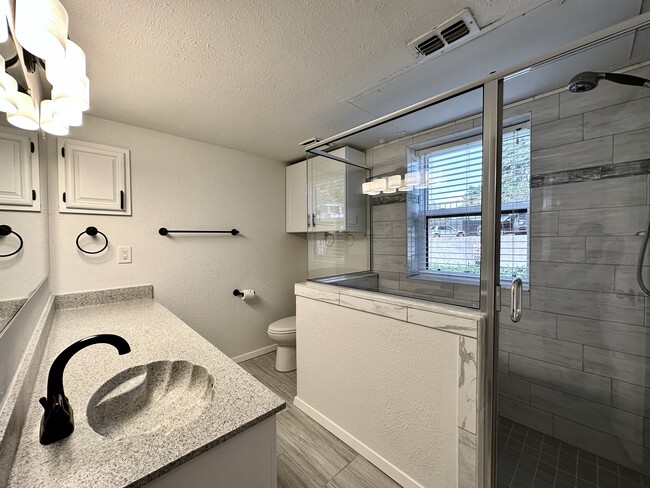 Photo - 111 Henry M Chandler Dr Unit 111