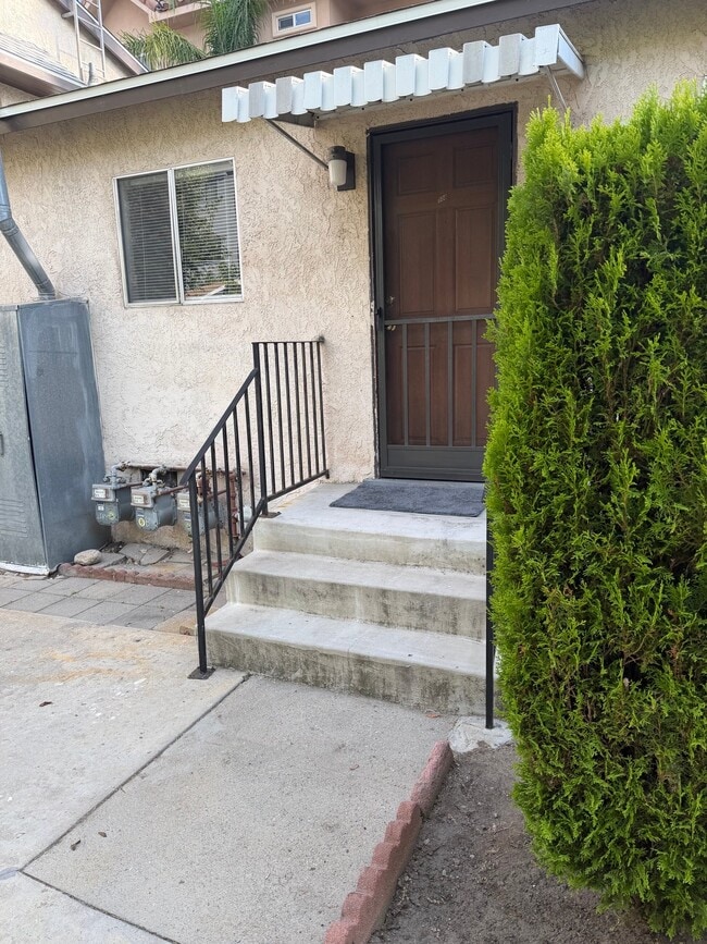 Photo - 508 E Valencia Ave Unit 508 Valencia Ave