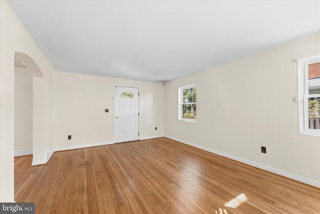 9 N Greenbrier St
