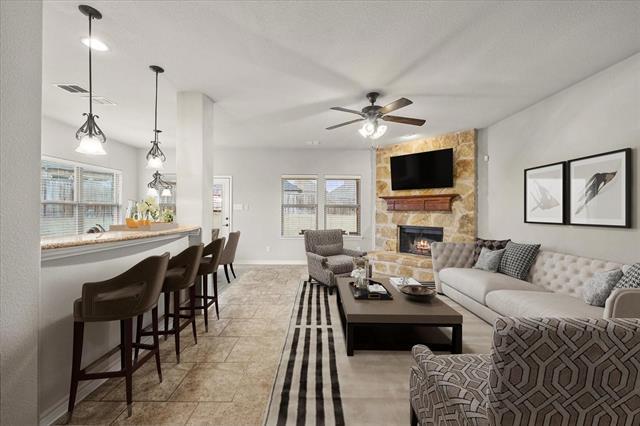 Photo - 2408 Comal Ct