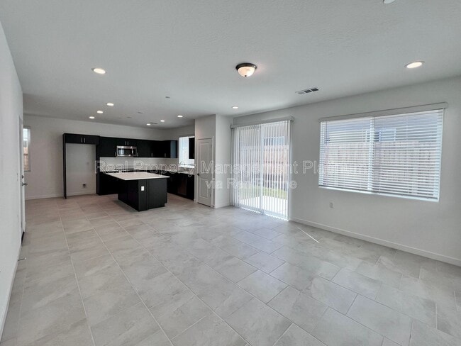 Photo - 2915 E Tierra Dr