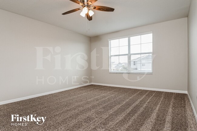 17205 Beach Buttercup Pl